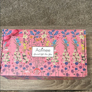 Pink Floral Bath Accessory Set